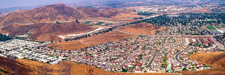 Full view of Oakridge in 1982